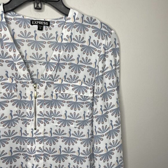 EXPRESS Top Womens XS V-Neck Popover Blouse Long Sleeve Blue Ivory Print - Picture 2 of 8